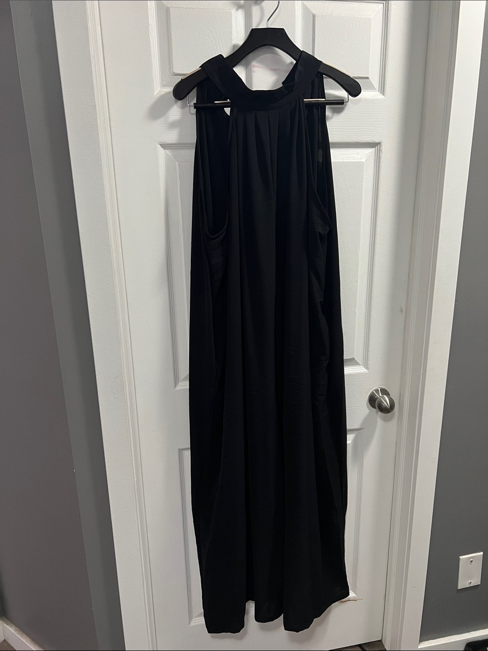Elegant Black Halter Jumpsuit - Sleek Minimal Design